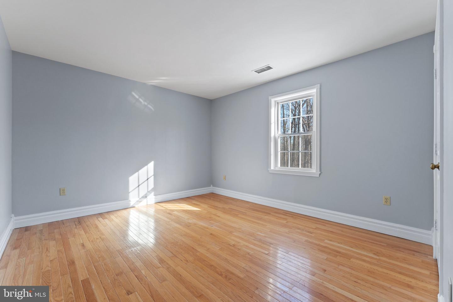183 LAKELAND ROAD, STAFFORD, Virginia 22554, 5 Bedrooms Bedrooms, ,3 BathroomsBathrooms,Residential,For sale,183 LAKELAND ROAD,VAST2039190 MLS # VAST2039190