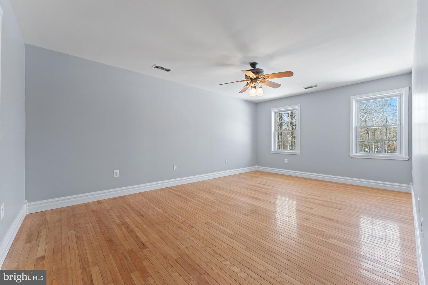 183 LAKELAND ROAD, STAFFORD, Virginia 22554, 5 Bedrooms Bedrooms, ,3 BathroomsBathrooms,Residential,For sale,183 LAKELAND ROAD,VAST2039190 MLS # VAST2039190