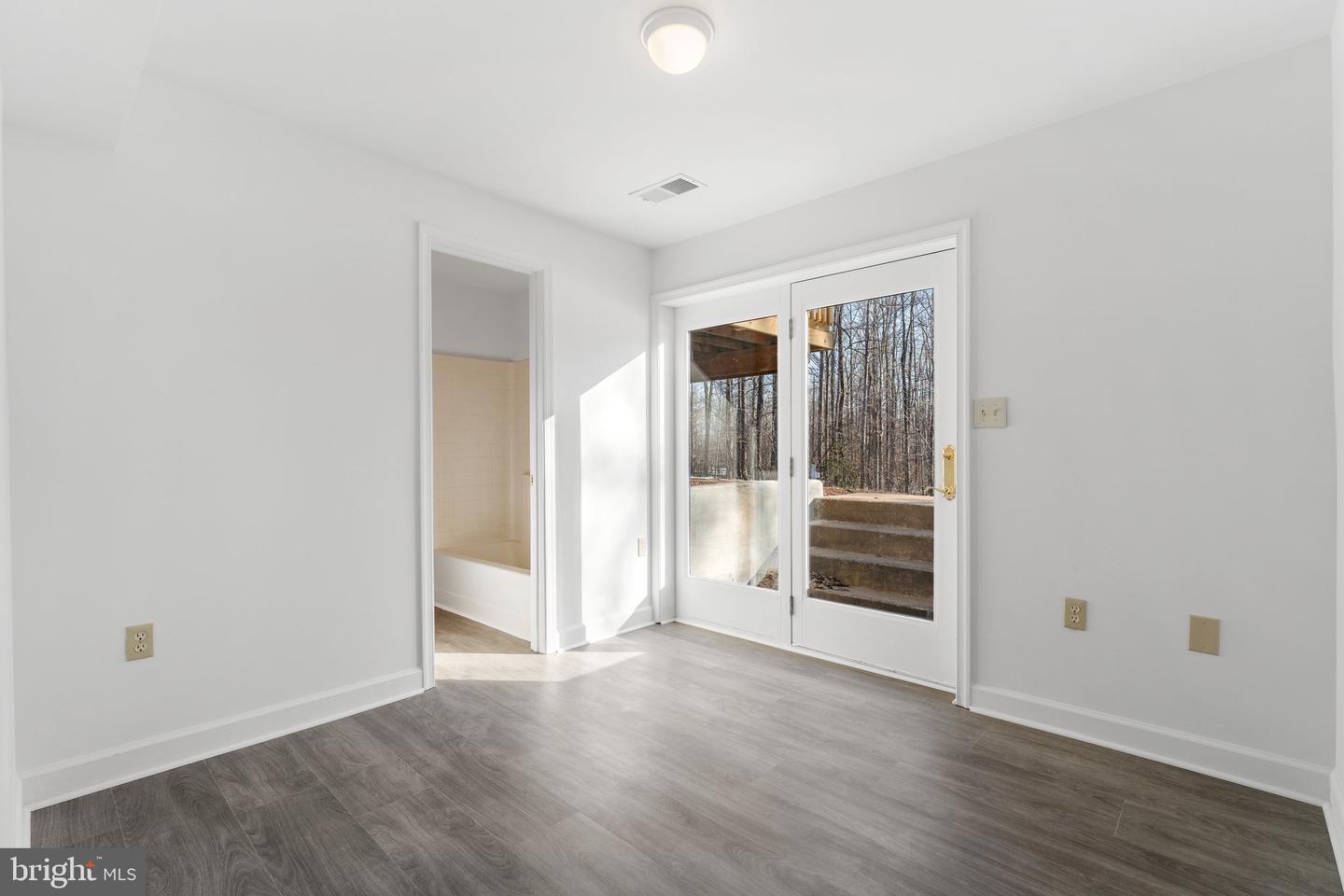 183 LAKELAND ROAD, STAFFORD, Virginia 22554, 5 Bedrooms Bedrooms, ,3 BathroomsBathrooms,Residential,For sale,183 LAKELAND ROAD,VAST2039190 MLS # VAST2039190