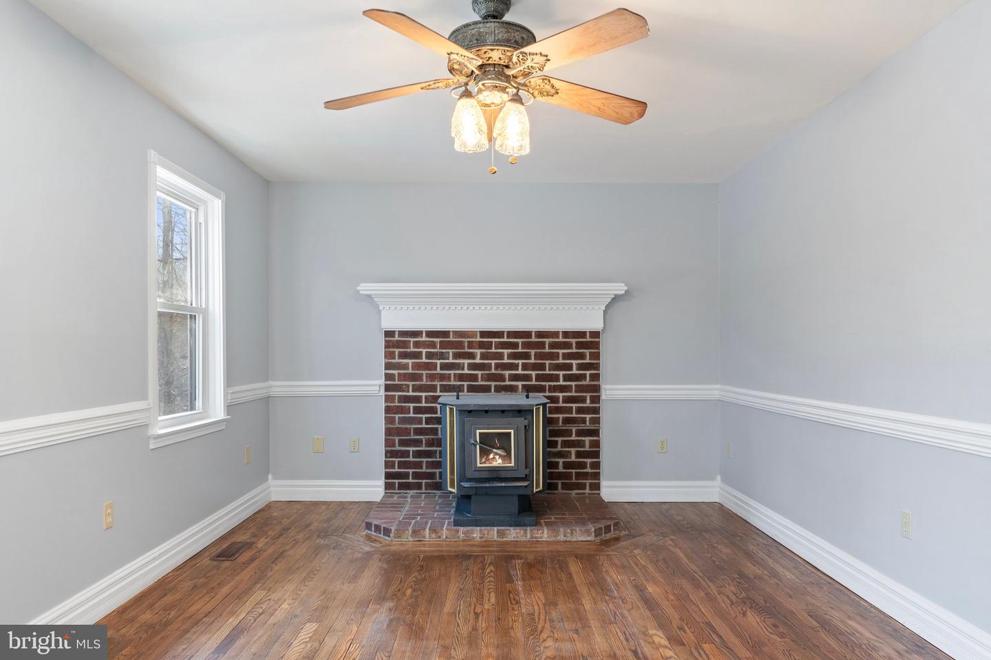 183 LAKELAND ROAD, STAFFORD, Virginia 22554, 5 Bedrooms Bedrooms, ,3 BathroomsBathrooms,Residential,For sale,183 LAKELAND ROAD,VAST2039190 MLS # VAST2039190