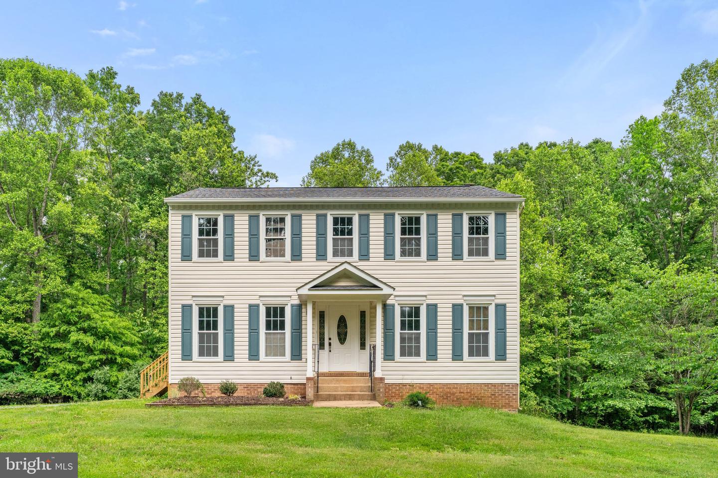 183 LAKELAND ROAD, STAFFORD, Virginia 22554, 5 Bedrooms Bedrooms, ,3 BathroomsBathrooms,Residential,For sale,183 LAKELAND ROAD,VAST2039190 MLS # VAST2039190