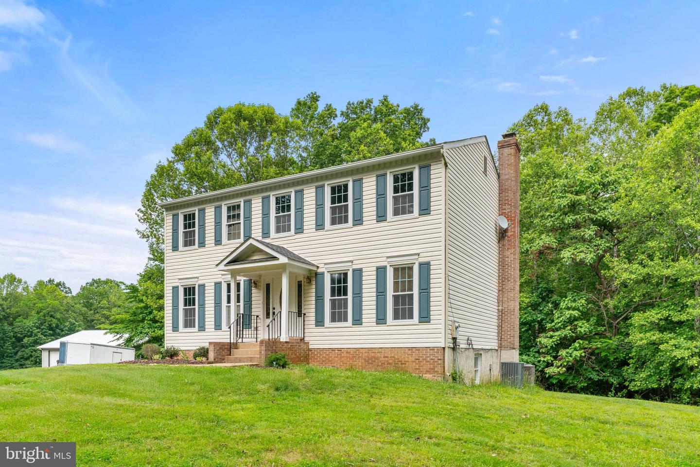 183 LAKELAND ROAD, STAFFORD, Virginia 22554, 5 Bedrooms Bedrooms, ,3 BathroomsBathrooms,Residential,For sale,183 LAKELAND ROAD,VAST2039190 MLS # VAST2039190