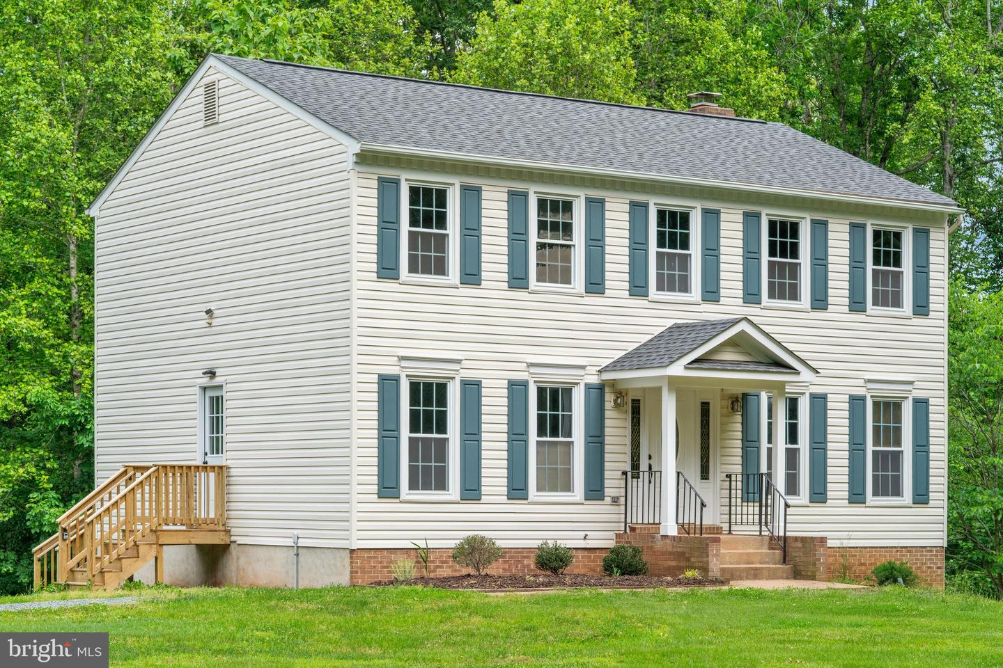 183 LAKELAND ROAD, STAFFORD, Virginia 22554, 5 Bedrooms Bedrooms, ,3 BathroomsBathrooms,Residential,For sale,183 LAKELAND ROAD,VAST2039190 MLS # VAST2039190