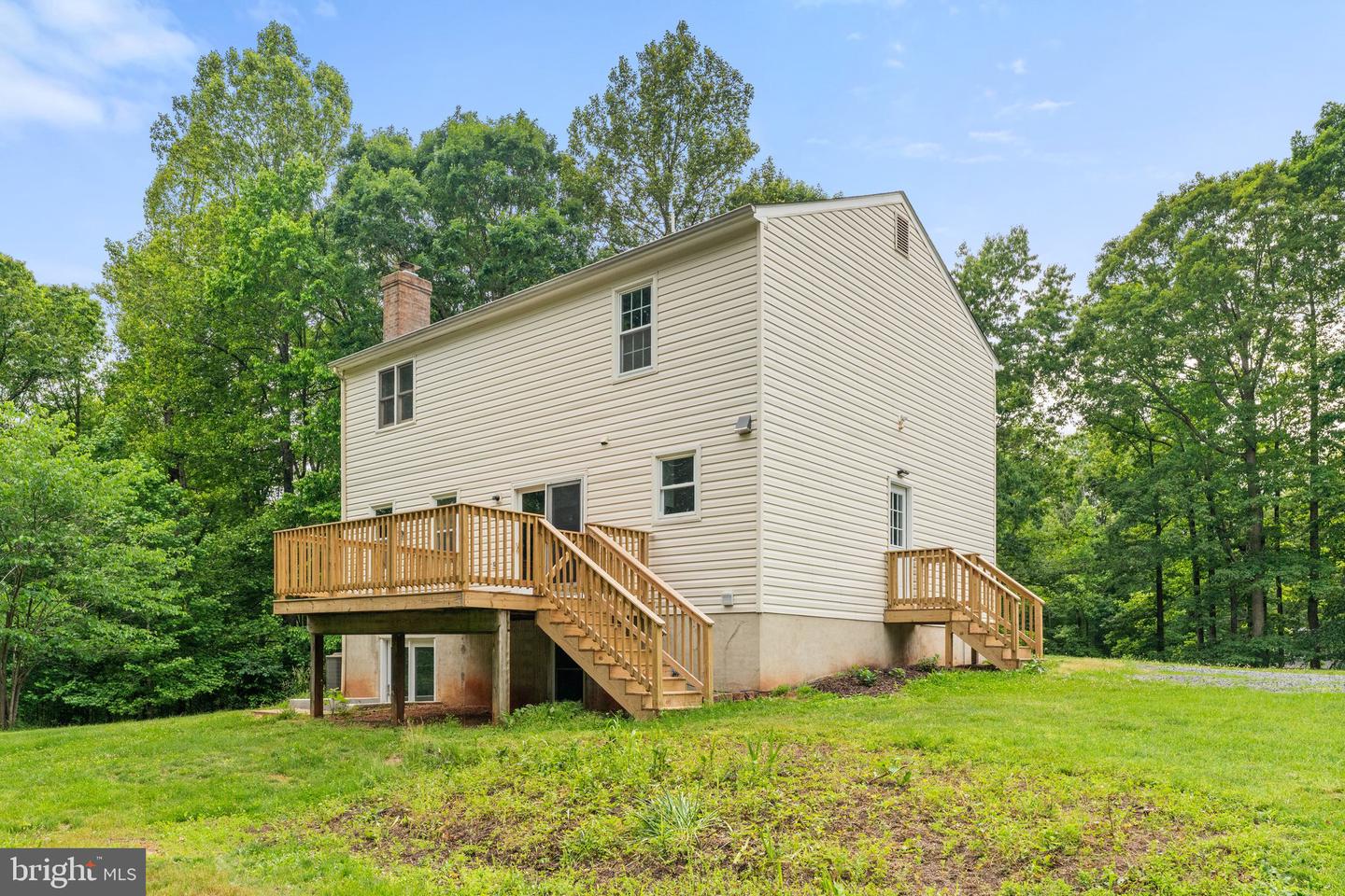 183 LAKELAND ROAD, STAFFORD, Virginia 22554, 5 Bedrooms Bedrooms, ,3 BathroomsBathrooms,Residential,For sale,183 LAKELAND ROAD,VAST2039190 MLS # VAST2039190