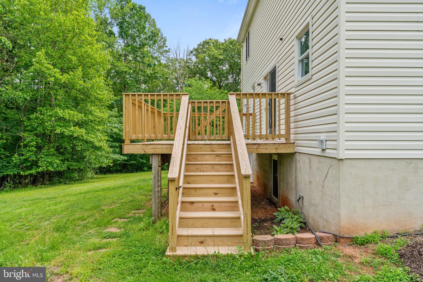 183 LAKELAND ROAD, STAFFORD, Virginia 22554, 5 Bedrooms Bedrooms, ,3 BathroomsBathrooms,Residential,For sale,183 LAKELAND ROAD,VAST2039190 MLS # VAST2039190