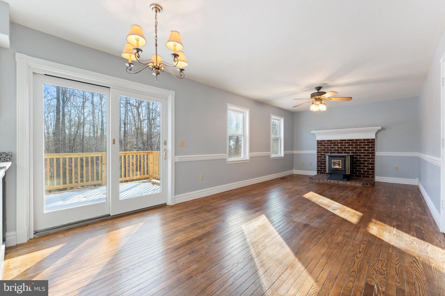 183 LAKELAND ROAD, STAFFORD, Virginia 22554, 5 Bedrooms Bedrooms, ,3 BathroomsBathrooms,Residential,For sale,183 LAKELAND ROAD,VAST2039190 MLS # VAST2039190