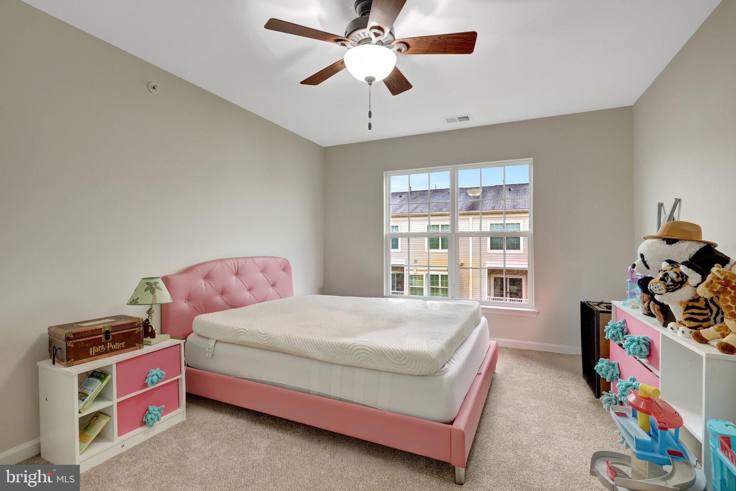 43469 TOWN GATE SQ, CHANTILLY, Virginia 20152, 3 Bedrooms Bedrooms, ,2 BathroomsBathrooms,Residential,For sale,43469 TOWN GATE SQ,VALO2097758 MLS # VALO2097758