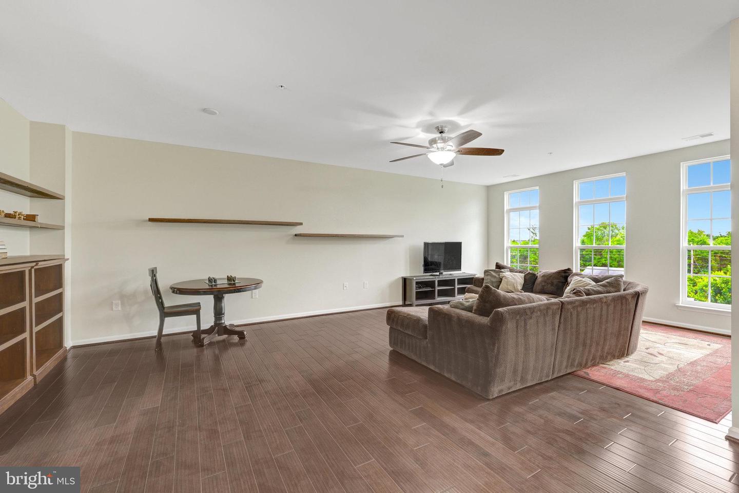 43469 TOWN GATE SQ, CHANTILLY, Virginia 20152, 3 Bedrooms Bedrooms, ,2 BathroomsBathrooms,Residential,For sale,43469 TOWN GATE SQ,VALO2097758 MLS # VALO2097758