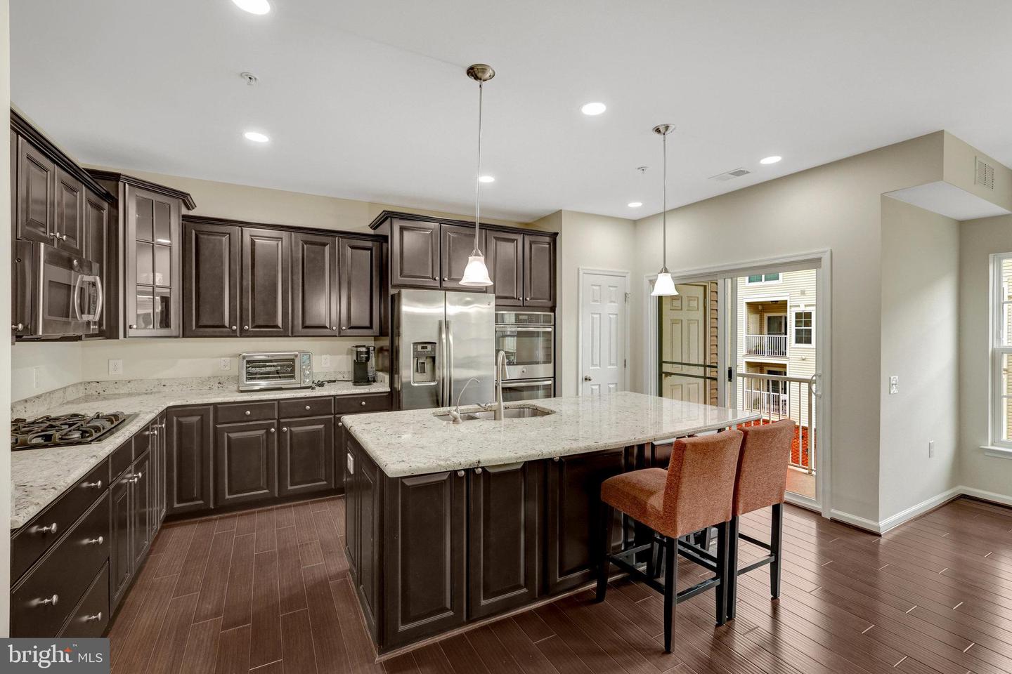 43469 TOWN GATE SQ, CHANTILLY, Virginia 20152, 3 Bedrooms Bedrooms, ,2 BathroomsBathrooms,Residential,For sale,43469 TOWN GATE SQ,VALO2097758 MLS # VALO2097758