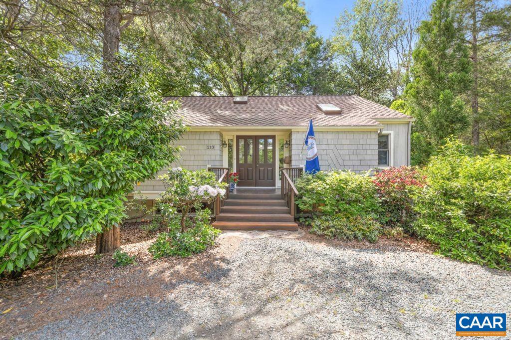 213 TURKEY RIDGE RD, CHARLOTTESVILLE, Virginia 22903, 3 Bedrooms Bedrooms, ,2 BathroomsBathrooms,Residential,For sale,213 TURKEY RIDGE RD,664931 MLS # 664931