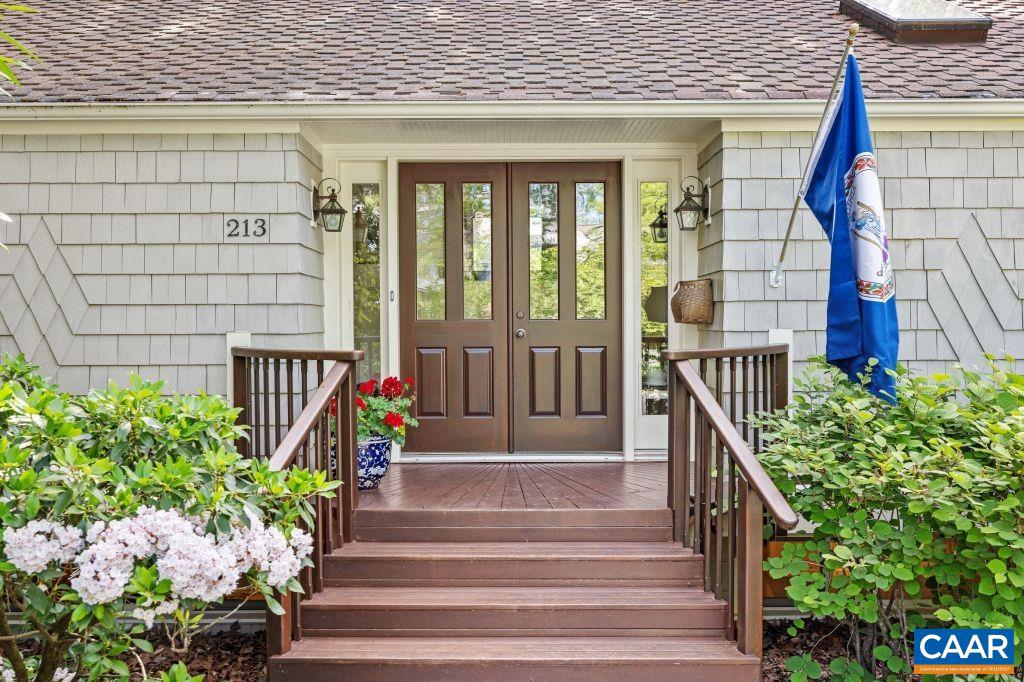 213 TURKEY RIDGE RD, CHARLOTTESVILLE, Virginia 22903, 3 Bedrooms Bedrooms, ,2 BathroomsBathrooms,Residential,For sale,213 TURKEY RIDGE RD,664931 MLS # 664931