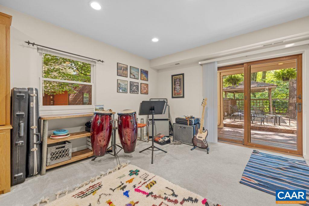 213 TURKEY RIDGE RD, CHARLOTTESVILLE, Virginia 22903, 3 Bedrooms Bedrooms, ,2 BathroomsBathrooms,Residential,For sale,213 TURKEY RIDGE RD,664931 MLS # 664931