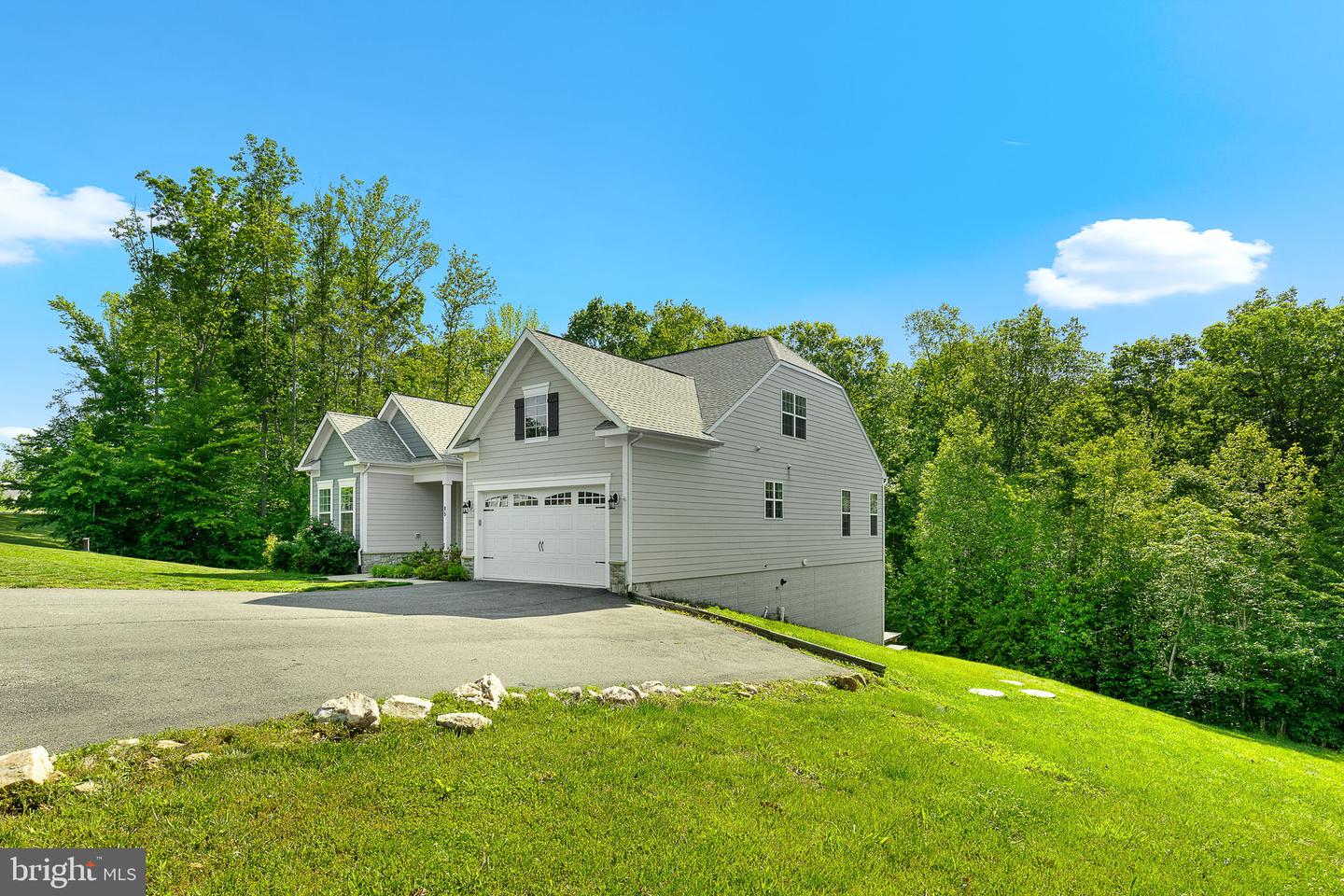 85 LOCKSLEY LN, FREDERICKSBURG, Virginia 22406, 5 Bedrooms Bedrooms, ,4 BathroomsBathrooms,Residential,For sale,85 LOCKSLEY LN,VAST2039192 MLS # VAST2039192