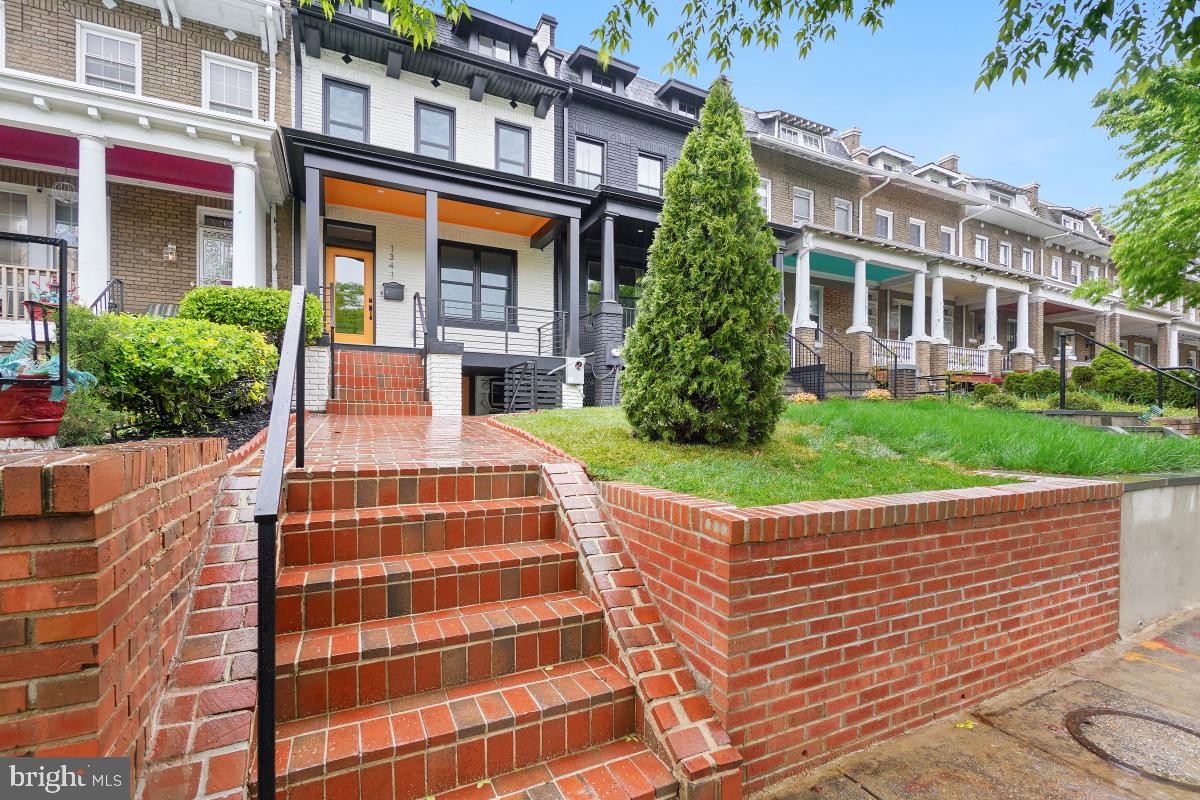 1341 QUINCY ST NW, WASHINGTON, District Of Columbia 20011, 5 Bedrooms Bedrooms, ,3 BathroomsBathrooms,Residential,For sale,1341 QUINCY ST NW,DCDC2202384 MLS # DCDC2202384