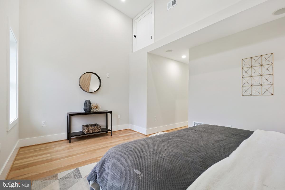 1341 QUINCY ST NW, WASHINGTON, District Of Columbia 20011, 5 Bedrooms Bedrooms, ,3 BathroomsBathrooms,Residential,For sale,1341 QUINCY ST NW,DCDC2202384 MLS # DCDC2202384