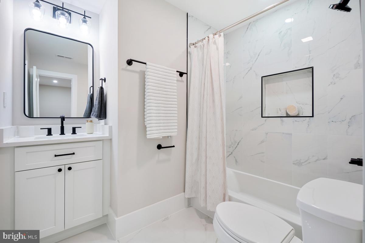 1341 QUINCY ST NW, WASHINGTON, District Of Columbia 20011, 5 Bedrooms Bedrooms, ,3 BathroomsBathrooms,Residential,For sale,1341 QUINCY ST NW,DCDC2202384 MLS # DCDC2202384