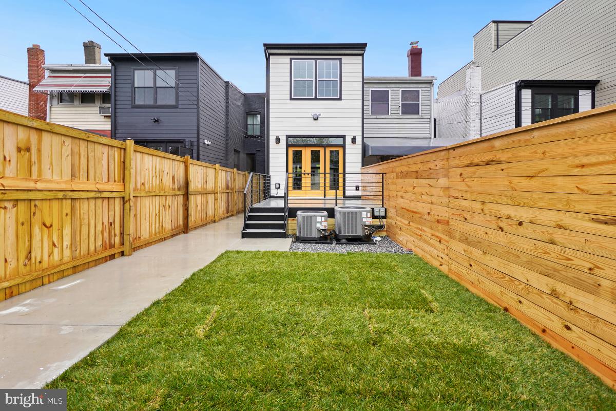 1341 QUINCY ST NW, WASHINGTON, District Of Columbia 20011, 5 Bedrooms Bedrooms, ,3 BathroomsBathrooms,Residential,For sale,1341 QUINCY ST NW,DCDC2202384 MLS # DCDC2202384
