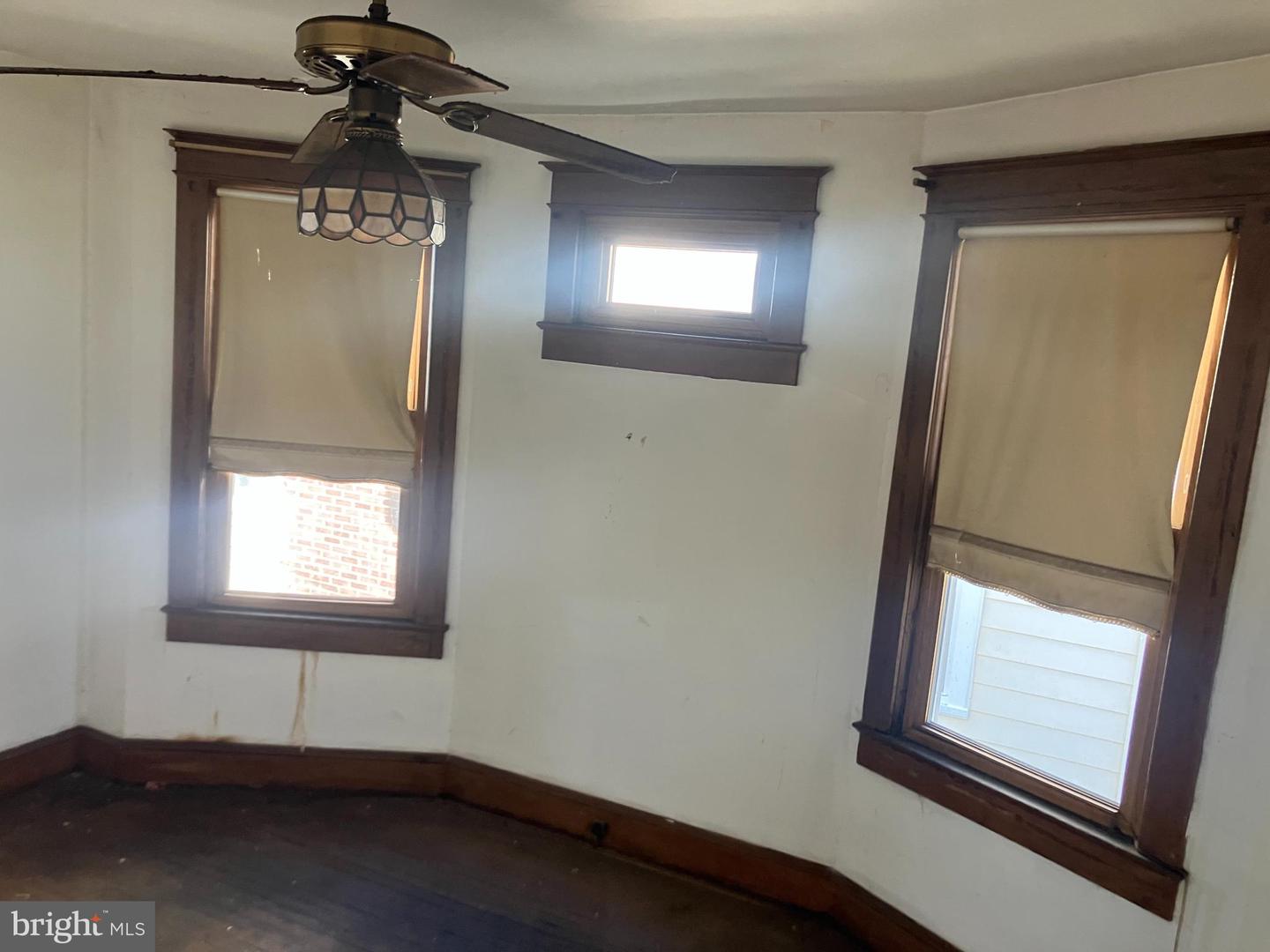 3505 24TH ST NE, WASHINGTON, District Of Columbia 20018, 3 Bedrooms Bedrooms, ,1 BathroomBathrooms,Residential,For sale,3505 24TH ST NE,DCDC2202388 MLS # DCDC2202388