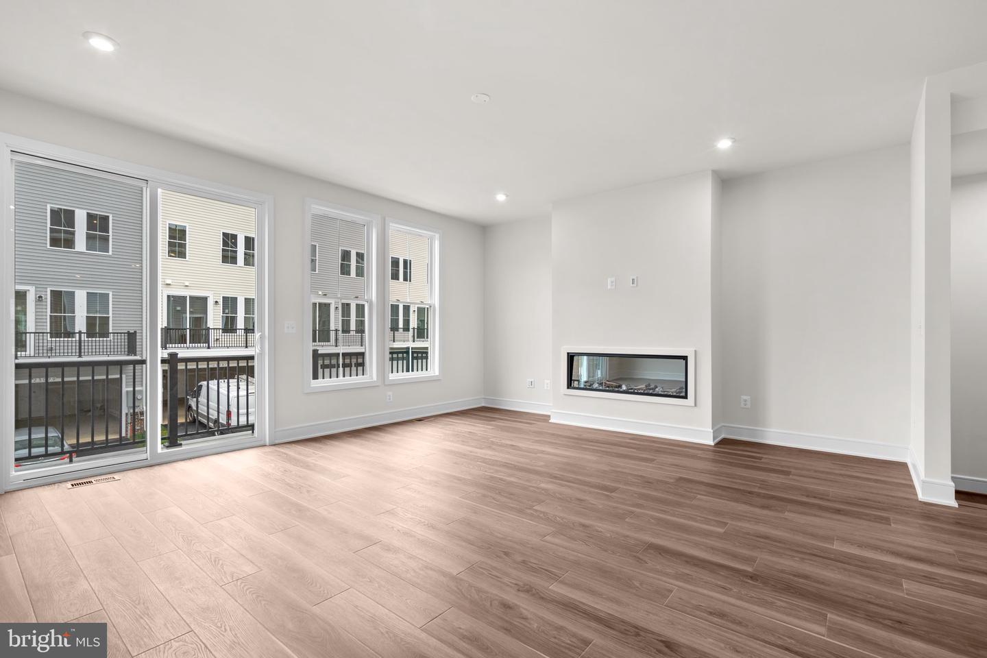 23062 SOARING HEIGHTS TER, ASHBURN, Virginia 20148, 3 Bedrooms Bedrooms, ,2 BathroomsBathrooms,Residential,For sale,23062 SOARING HEIGHTS TER,VALO2097786 MLS # VALO2097786