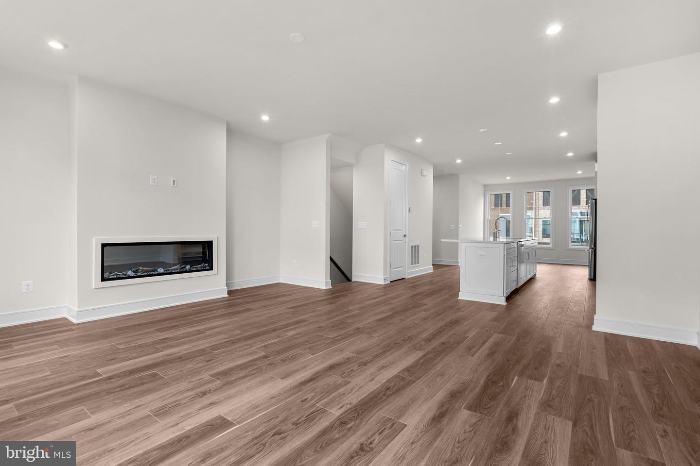 23062 SOARING HEIGHTS TER, ASHBURN, Virginia 20148, 3 Bedrooms Bedrooms, ,2 BathroomsBathrooms,Residential,For sale,23062 SOARING HEIGHTS TER,VALO2097786 MLS # VALO2097786