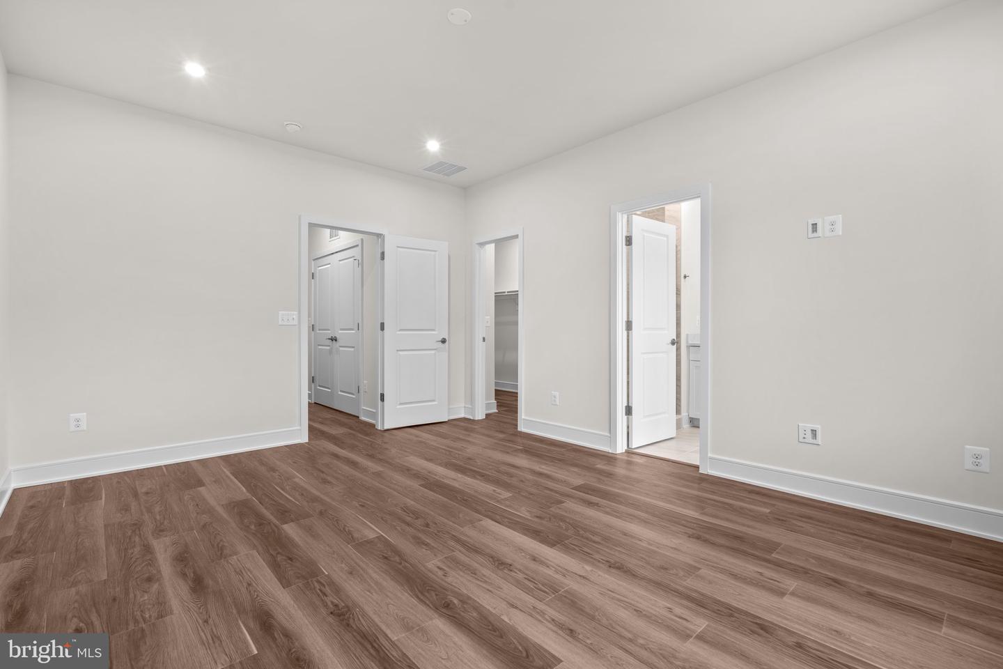 23062 SOARING HEIGHTS TER, ASHBURN, Virginia 20148, 3 Bedrooms Bedrooms, ,2 BathroomsBathrooms,Residential,For sale,23062 SOARING HEIGHTS TER,VALO2097786 MLS # VALO2097786