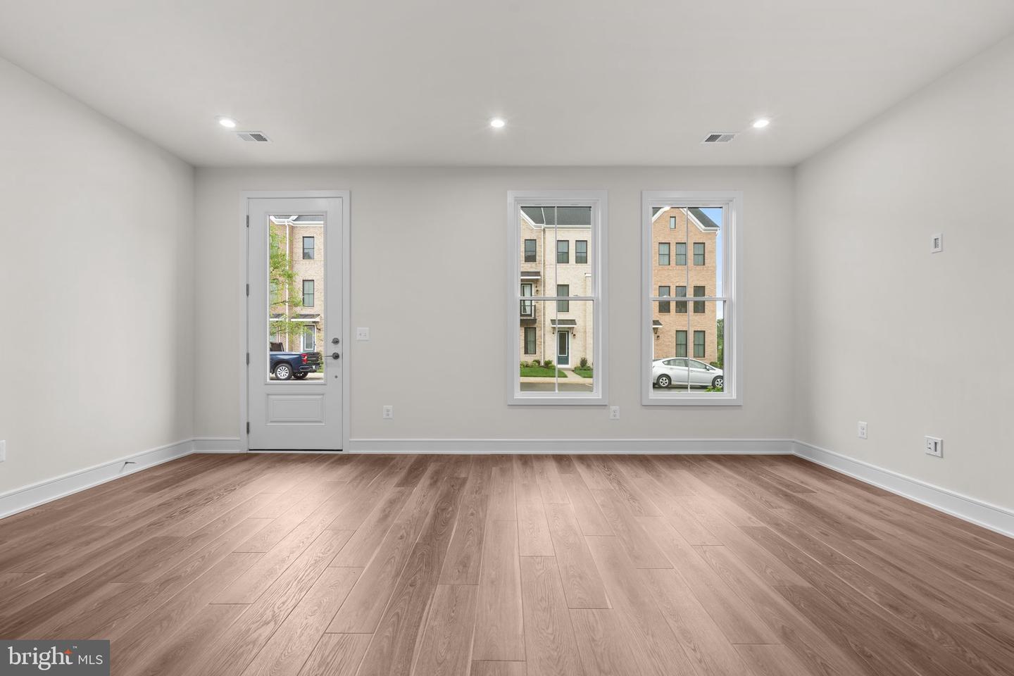 23062 SOARING HEIGHTS TER, ASHBURN, Virginia 20148, 3 Bedrooms Bedrooms, ,2 BathroomsBathrooms,Residential,For sale,23062 SOARING HEIGHTS TER,VALO2097786 MLS # VALO2097786