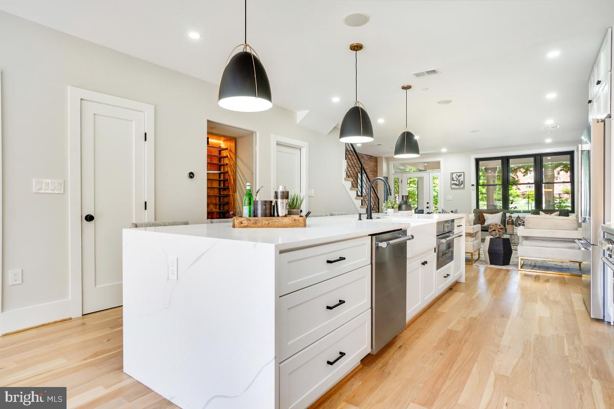 4214 14TH ST NW, WASHINGTON, District Of Columbia 20011, 5 Bedrooms Bedrooms, ,4 BathroomsBathrooms,Residential,For sale,4214 14TH ST NW,DCDC2202404 MLS # DCDC2202404