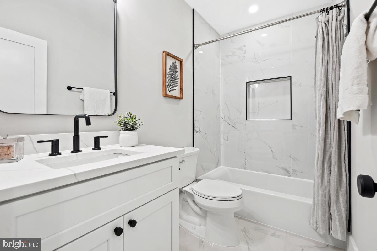 4214 14TH ST NW, WASHINGTON, District Of Columbia 20011, 5 Bedrooms Bedrooms, ,4 BathroomsBathrooms,Residential,For sale,4214 14TH ST NW,DCDC2202404 MLS # DCDC2202404