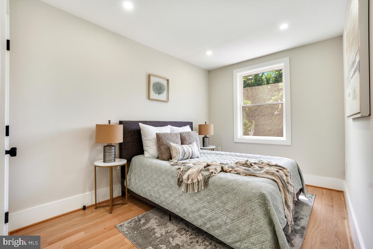 4214 14TH ST NW, WASHINGTON, District Of Columbia 20011, 5 Bedrooms Bedrooms, ,4 BathroomsBathrooms,Residential,For sale,4214 14TH ST NW,DCDC2202404 MLS # DCDC2202404