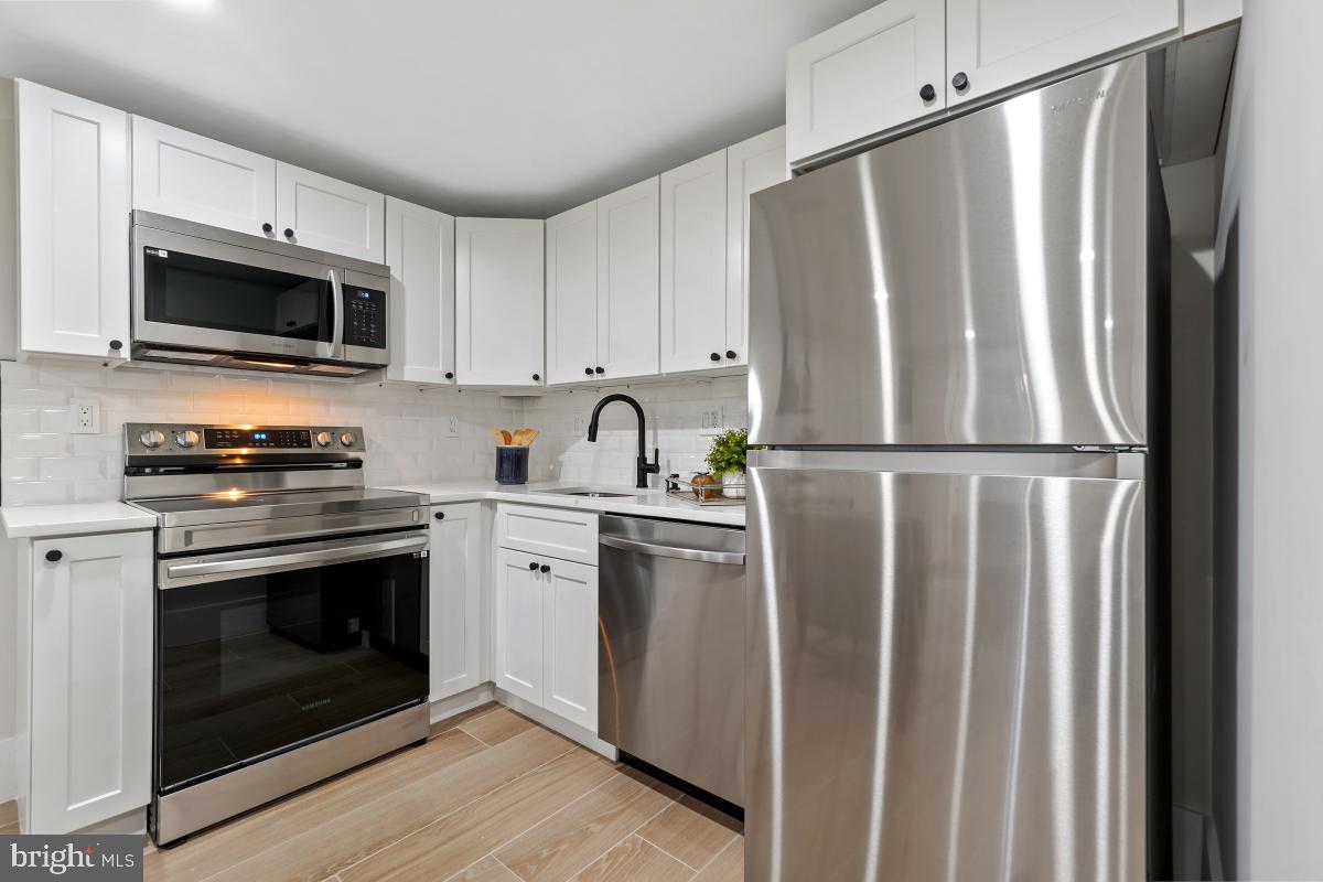 4214 14TH ST NW, WASHINGTON, District Of Columbia 20011, 5 Bedrooms Bedrooms, ,4 BathroomsBathrooms,Residential,For sale,4214 14TH ST NW,DCDC2202404 MLS # DCDC2202404