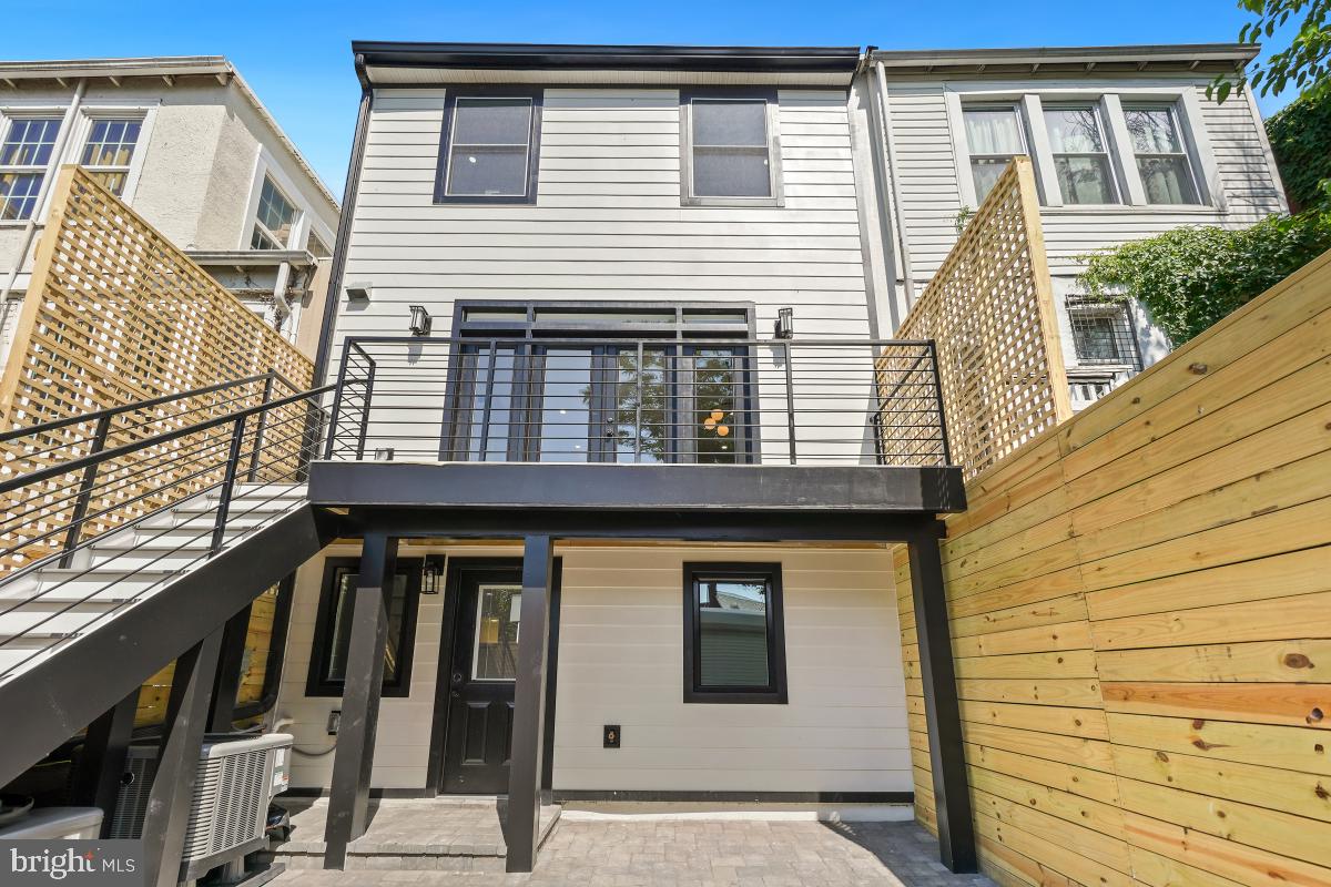 4214 14TH ST NW, WASHINGTON, District Of Columbia 20011, 5 Bedrooms Bedrooms, ,4 BathroomsBathrooms,Residential,For sale,4214 14TH ST NW,DCDC2202404 MLS # DCDC2202404