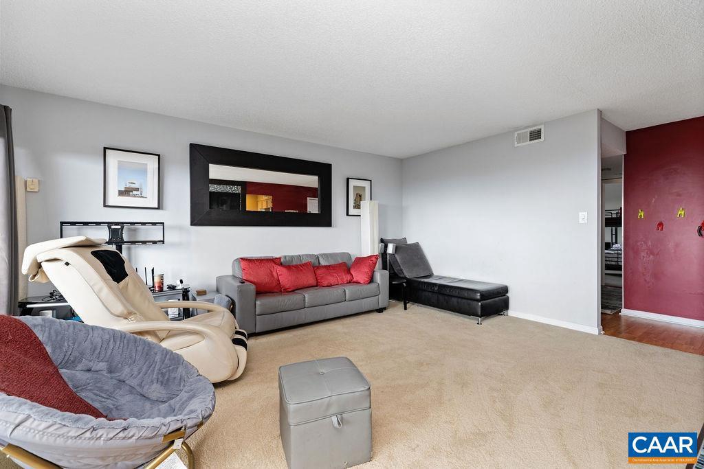 3211 NORTH RIDGE CONDOS, WINTERGREEN RESORT, Virginia 22967, 2 Bedrooms Bedrooms, ,2 BathroomsBathrooms,Residential,For sale,3211 NORTH RIDGE CONDOS,664953 MLS # 664953