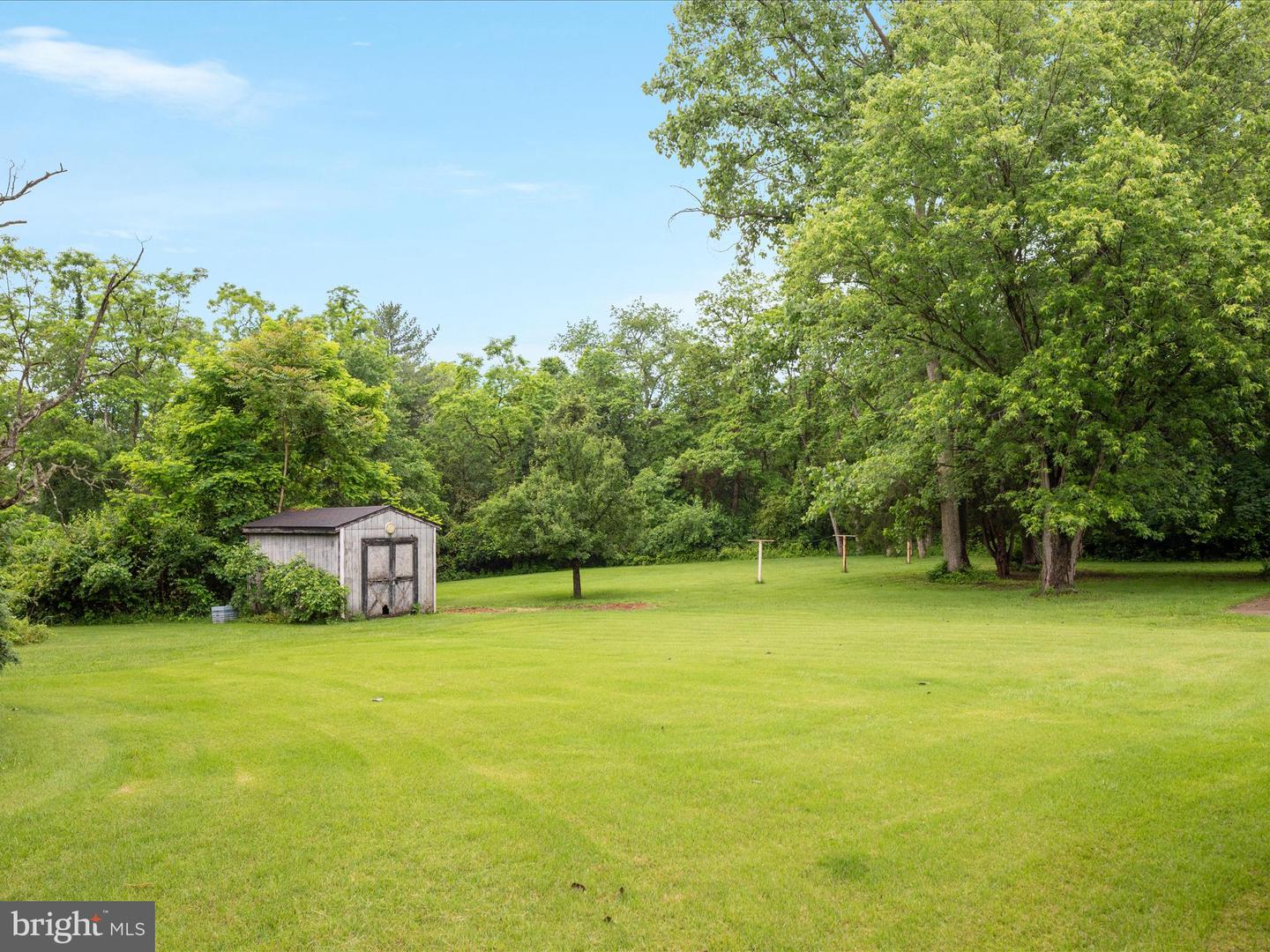 717 W LOCUST ST, WOODSTOCK, Virginia 22664, 3 Bedrooms Bedrooms, ,2 BathroomsBathrooms,Residential,For sale,717 W LOCUST ST,VASH2011570 MLS # VASH2011570