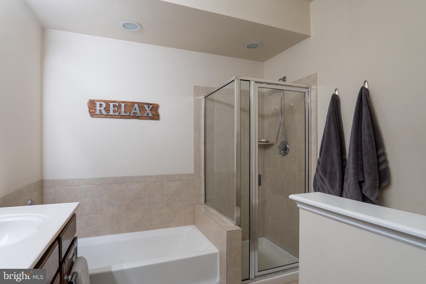 2671 SHEFFIELD HILL WAY, WOODBRIDGE, Virginia 22191, 2 Bedrooms Bedrooms, ,2 BathroomsBathrooms,Residential,For sale,2671 SHEFFIELD HILL WAY,VAPW2095534 MLS # VAPW2095534