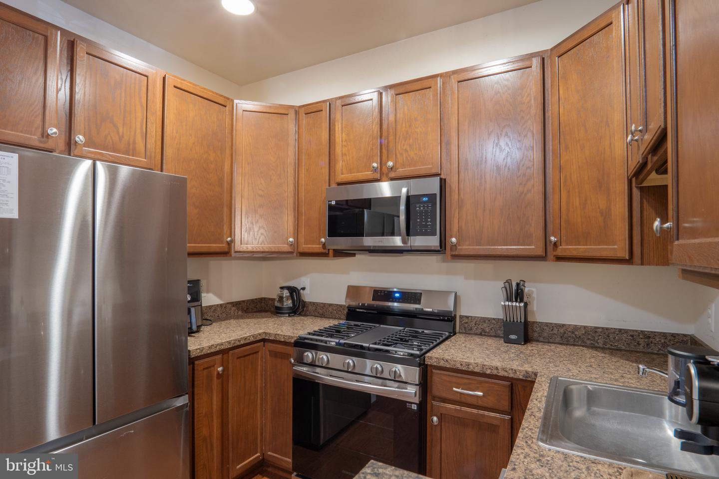 2671 SHEFFIELD HILL WAY, WOODBRIDGE, Virginia 22191, 2 Bedrooms Bedrooms, ,2 BathroomsBathrooms,Residential,For sale,2671 SHEFFIELD HILL WAY,VAPW2095534 MLS # VAPW2095534