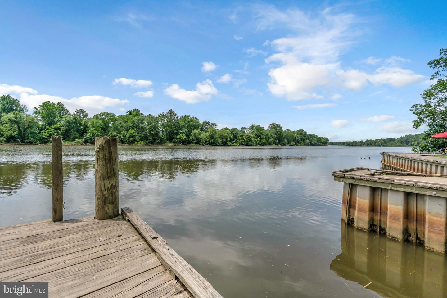 5194 LONGBOW RD, KING GEORGE, Virginia 22485, 4 Bedrooms Bedrooms, ,3 BathroomsBathrooms,Residential,For sale,5194 LONGBOW RD,VAKG2006472 MLS # VAKG2006472