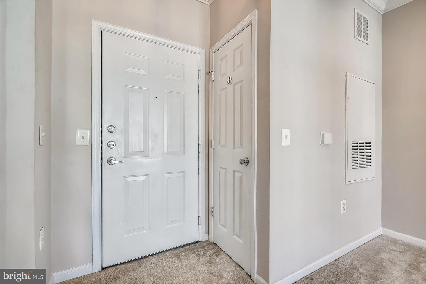 9486 VIRGINIA CENTER BLVD #316, VIENNA, Virginia 22181, 1 Bedroom Bedrooms, ,1 BathroomBathrooms,Residential,For sale,9486 VIRGINIA CENTER BLVD #316,VAFX2243152 MLS # VAFX2243152