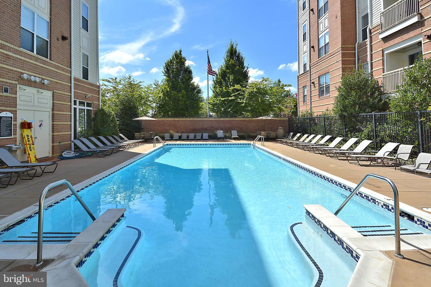9486 VIRGINIA CENTER BLVD #316, VIENNA, Virginia 22181, 1 Bedroom Bedrooms, ,1 BathroomBathrooms,Residential,For sale,9486 VIRGINIA CENTER BLVD #316,VAFX2243152 MLS # VAFX2243152