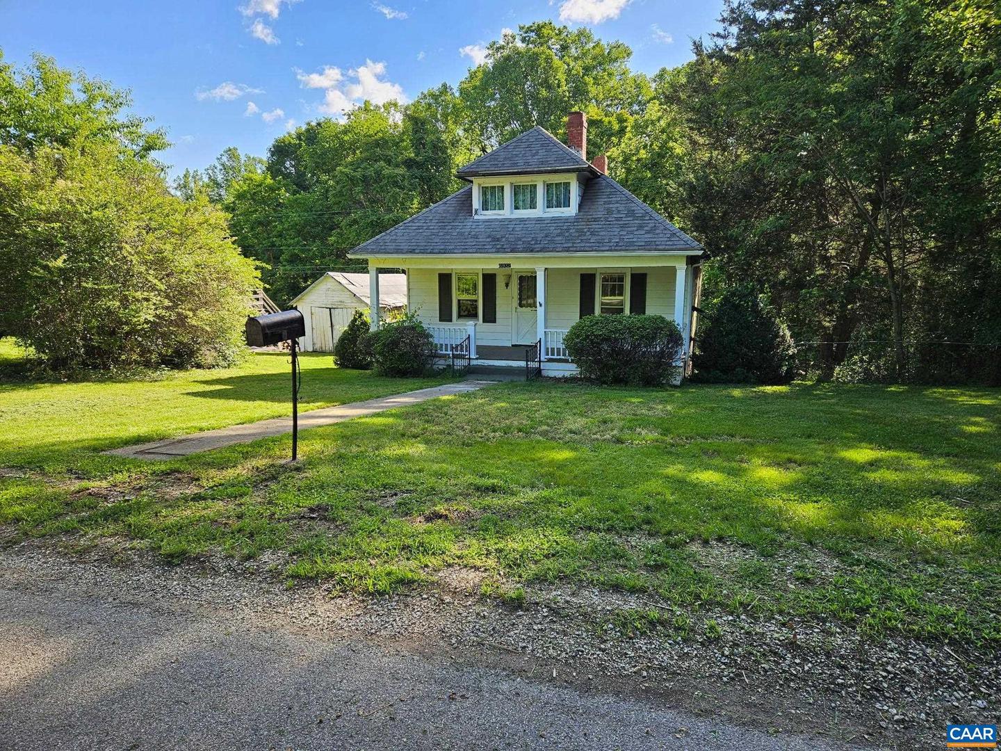 6932 ROCKFISH RIVER RD, SCHUYLER, Virginia 22969, 3 Bedrooms Bedrooms, ,1 BathroomBathrooms,Residential,For sale,6932 ROCKFISH RIVER RD,664965 MLS # 664965