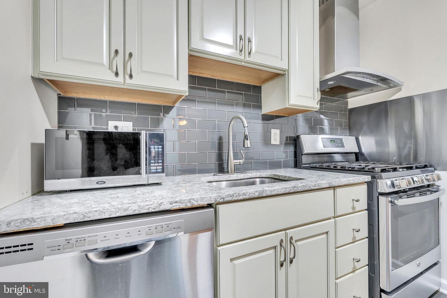 4201 CATHEDRAL AVE NW #918W, WASHINGTON, District Of Columbia 20016, 1 Bedroom Bedrooms, ,1 BathroomBathrooms,Residential,For sale,4201 CATHEDRAL AVE NW #918W,DCDC2202498 MLS # DCDC2202498