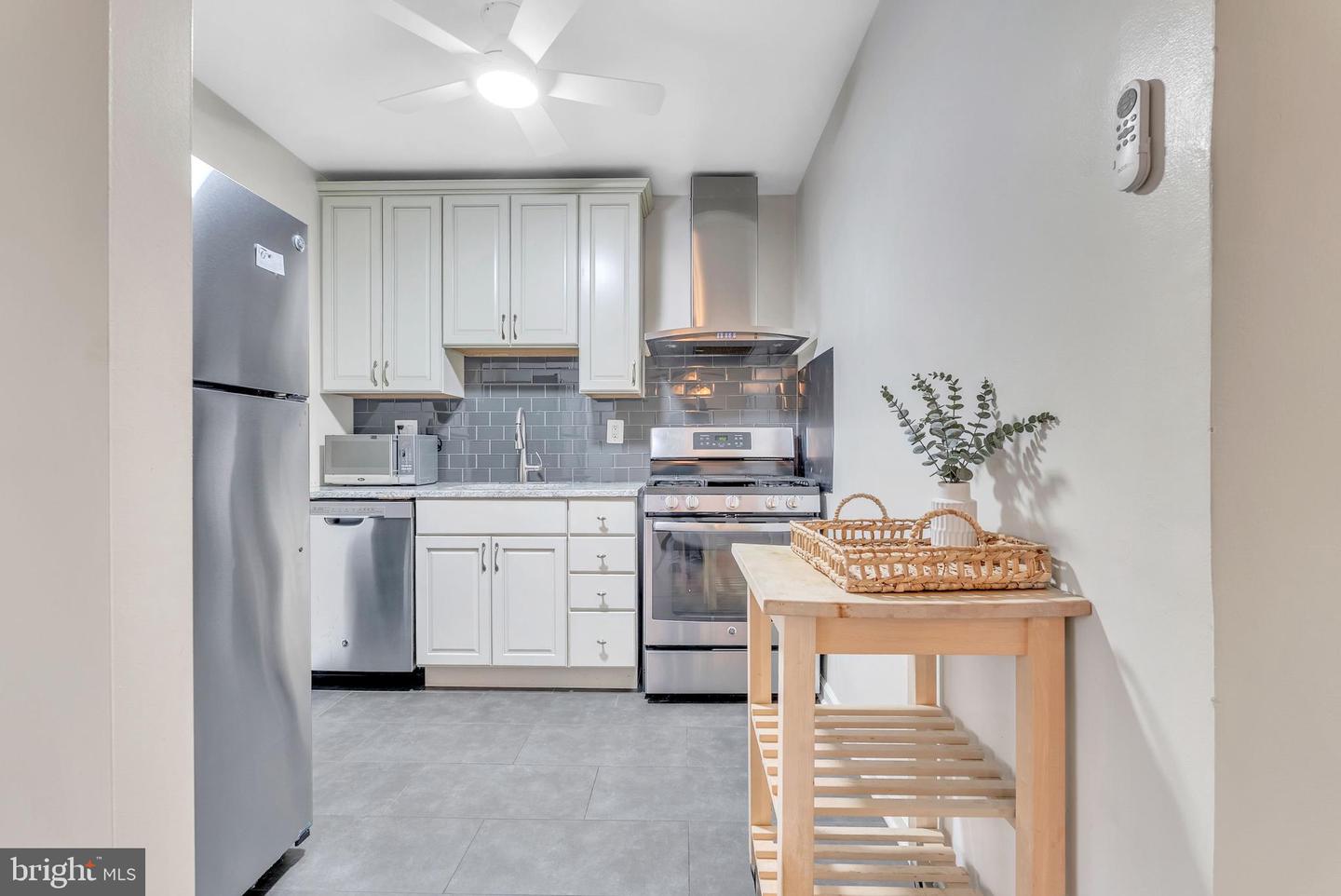 4201 CATHEDRAL AVE NW #918W, WASHINGTON, District Of Columbia 20016, 1 Bedroom Bedrooms, ,1 BathroomBathrooms,Residential,For sale,4201 CATHEDRAL AVE NW #918W,DCDC2202498 MLS # DCDC2202498
