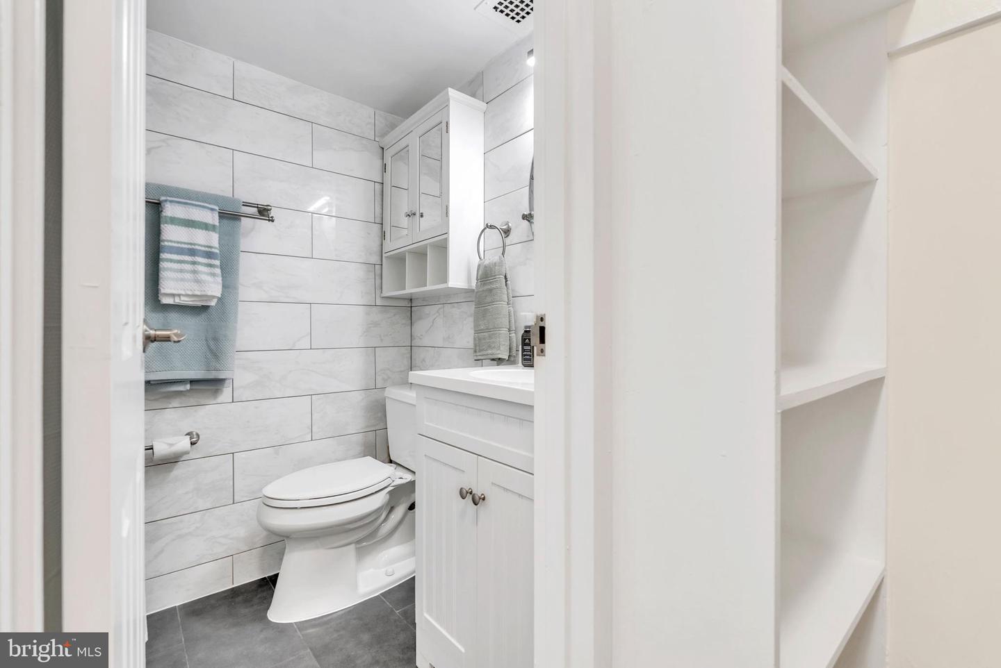 4201 CATHEDRAL AVE NW #918W, WASHINGTON, District Of Columbia 20016, 1 Bedroom Bedrooms, ,1 BathroomBathrooms,Residential,For sale,4201 CATHEDRAL AVE NW #918W,DCDC2202498 MLS # DCDC2202498
