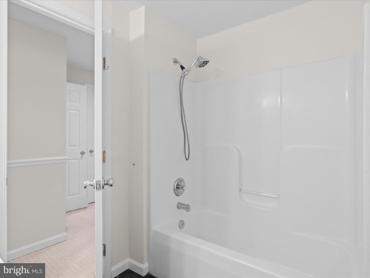 10612 WINFIELD LOOP, MANASSAS, Virginia 20109, 4 Bedrooms Bedrooms, ,3 BathroomsBathrooms,Residential,For sale,10612 WINFIELD LOOP,VAPW2095544 MLS # VAPW2095544