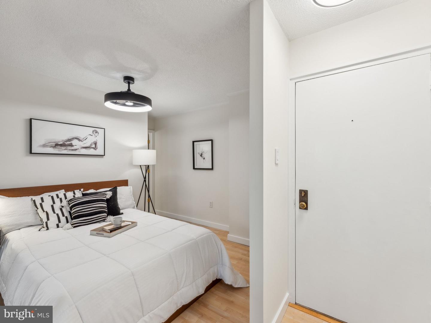 1816 NEW HAMPSHIRE AVE NW #909, WASHINGTON, District Of Columbia 20009, 1 Bedroom Bedrooms, ,1 BathroomBathrooms,Residential,For sale,1816 NEW HAMPSHIRE AVE NW #909,DCDC2191472 MLS # DCDC2191472