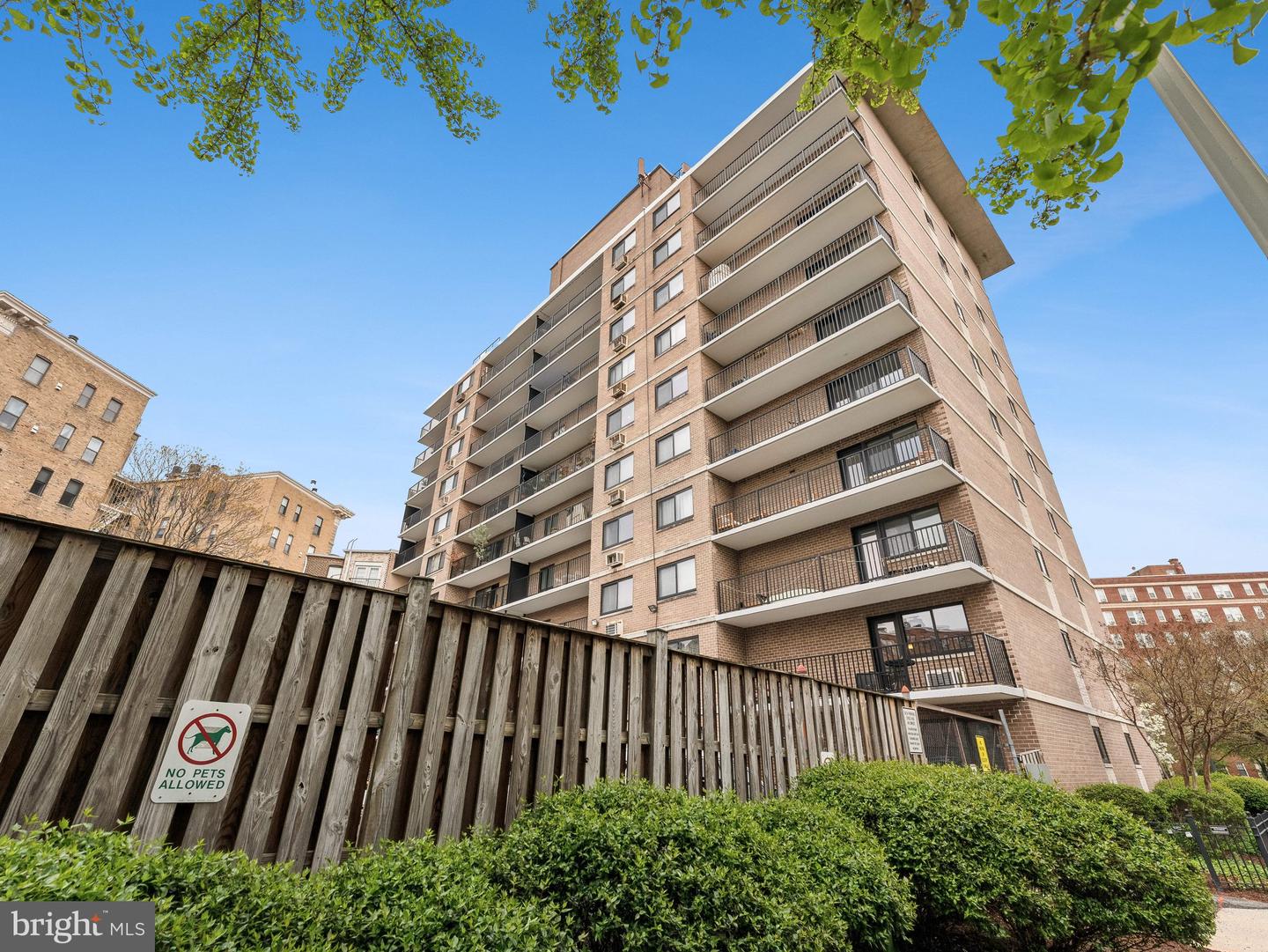 1816 NEW HAMPSHIRE AVE NW #909, WASHINGTON, District Of Columbia 20009, 1 Bedroom Bedrooms, ,1 BathroomBathrooms,Residential,For sale,1816 NEW HAMPSHIRE AVE NW #909,DCDC2191472 MLS # DCDC2191472