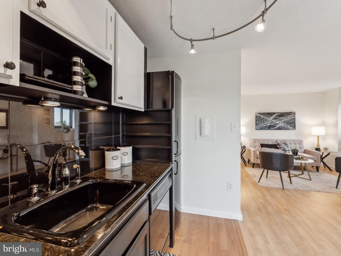 1816 NEW HAMPSHIRE AVE NW #909, WASHINGTON, District Of Columbia 20009, 1 Bedroom Bedrooms, ,1 BathroomBathrooms,Residential,For sale,1816 NEW HAMPSHIRE AVE NW #909,DCDC2191472 MLS # DCDC2191472