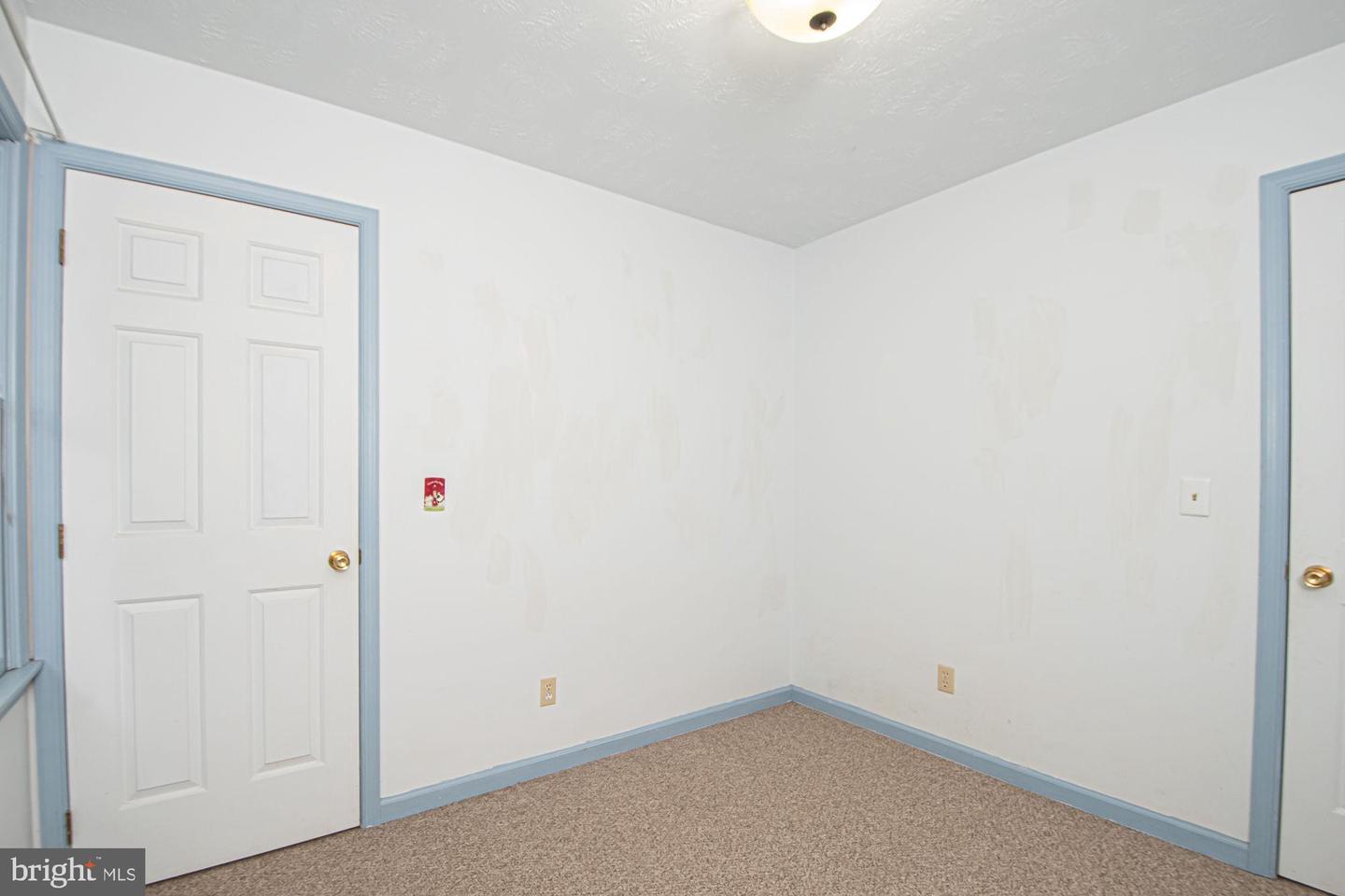 302 PARKSIDE RD, LINDEN, Virginia 22642, 3 Bedrooms Bedrooms, ,2 BathroomsBathrooms,Residential,For sale,302 PARKSIDE RD,VAWR2010800 MLS # VAWR2010800