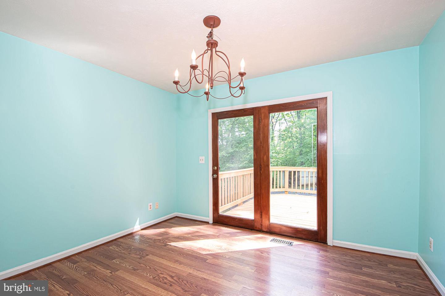 302 PARKSIDE RD, LINDEN, Virginia 22642, 3 Bedrooms Bedrooms, ,2 BathroomsBathrooms,Residential,For sale,302 PARKSIDE RD,VAWR2010800 MLS # VAWR2010800