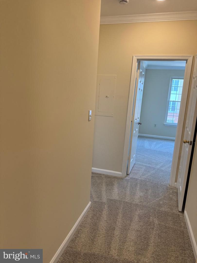 2109 HIGHCOURT LN #203, HERNDON, Virginia 20170, 2 Bedrooms Bedrooms, ,2 BathroomsBathrooms,Residential,For sale,2109 HIGHCOURT LN #203,VAFX2233206 MLS # VAFX2233206
