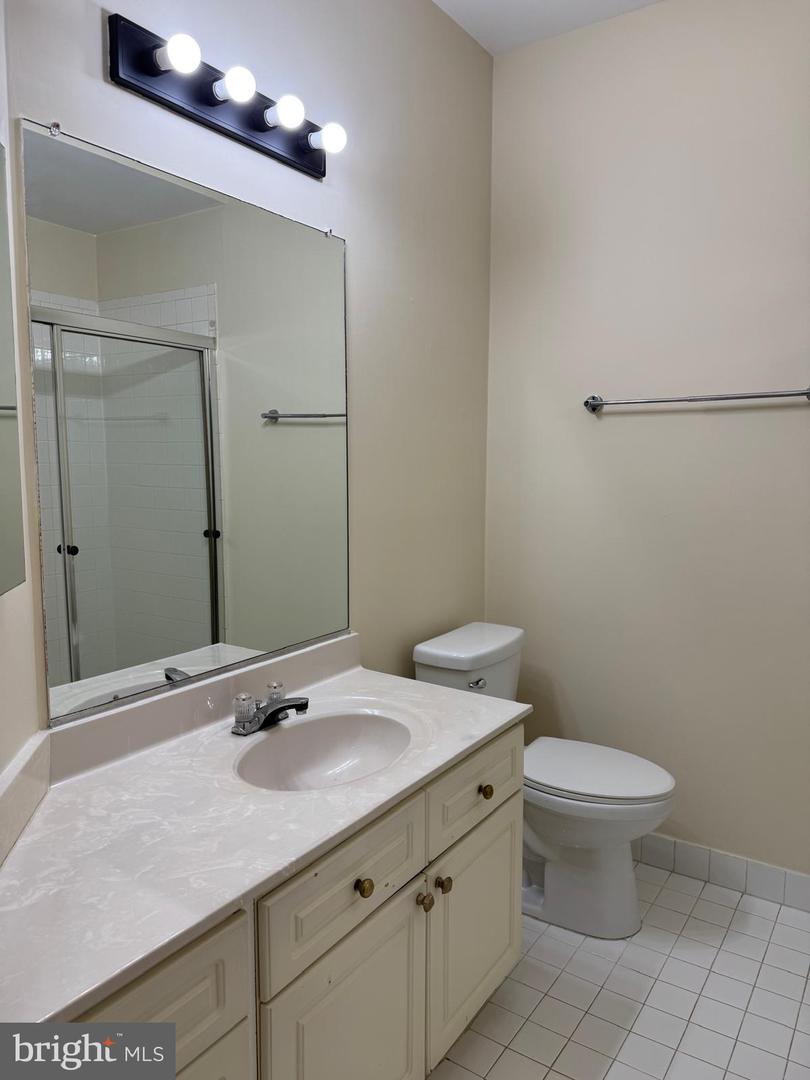 2109 HIGHCOURT LN #203, HERNDON, Virginia 20170, 2 Bedrooms Bedrooms, ,2 BathroomsBathrooms,Residential,For sale,2109 HIGHCOURT LN #203,VAFX2233206 MLS # VAFX2233206